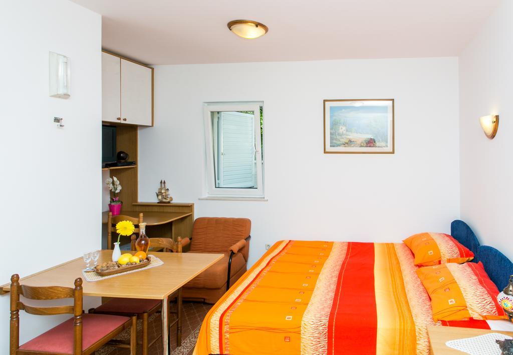 Apartments Miramare & Campara دوبروفينك الغرفة الصورة