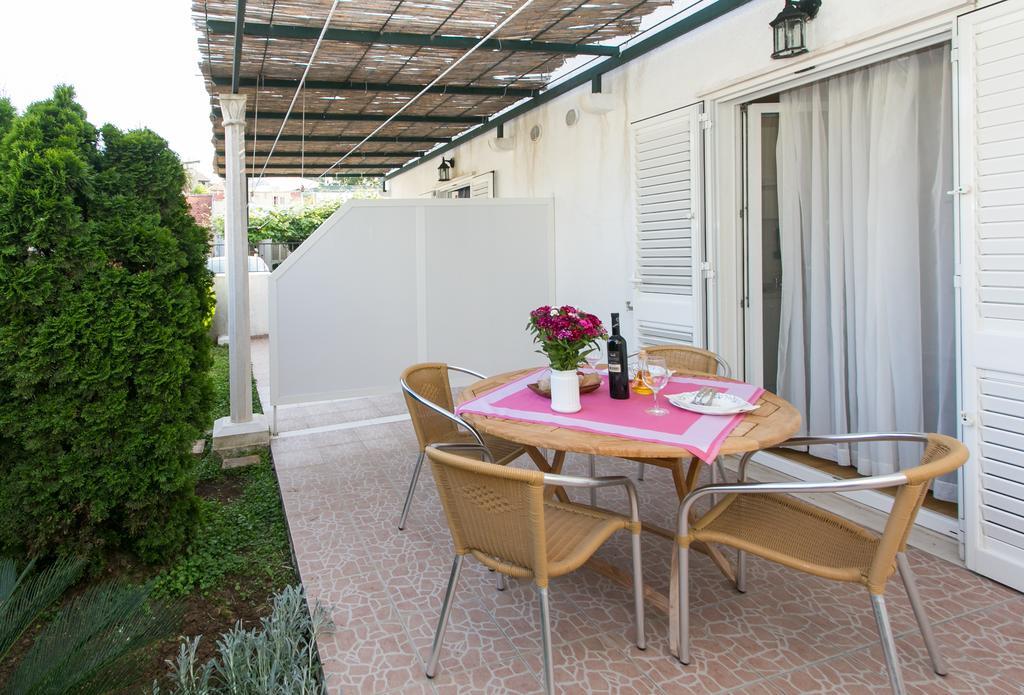 Apartments Miramare & Campara دوبروفينك الغرفة الصورة