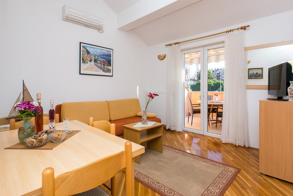 Apartments Miramare & Campara دوبروفينك الغرفة الصورة