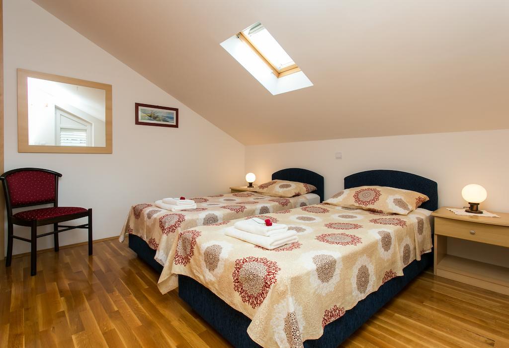 Apartments Miramare & Campara دوبروفينك الغرفة الصورة