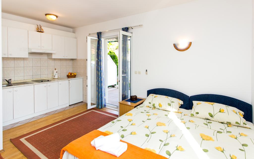 Apartments Miramare & Campara دوبروفينك الغرفة الصورة