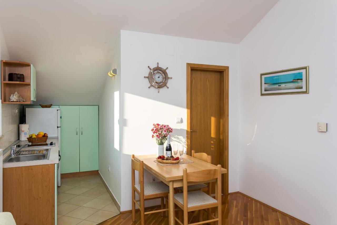 Apartments Miramare & Campara دوبروفينك الغرفة الصورة